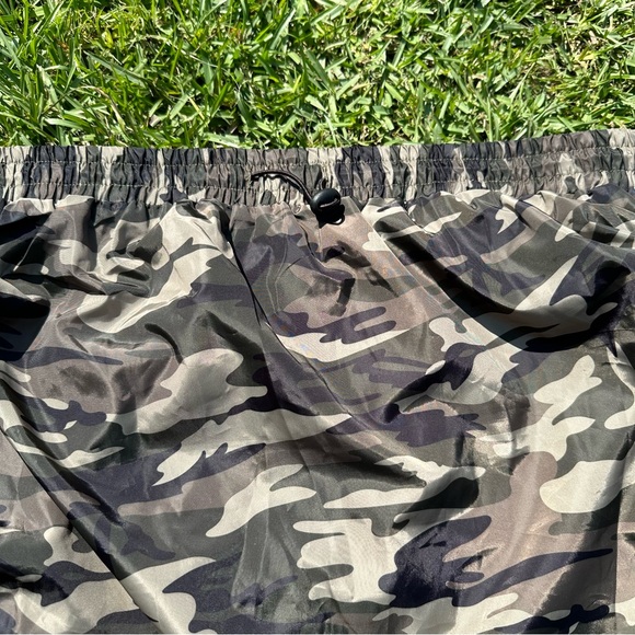 NWT SHEIN curve 1x adjustable length skirt - Picture 2 of 6